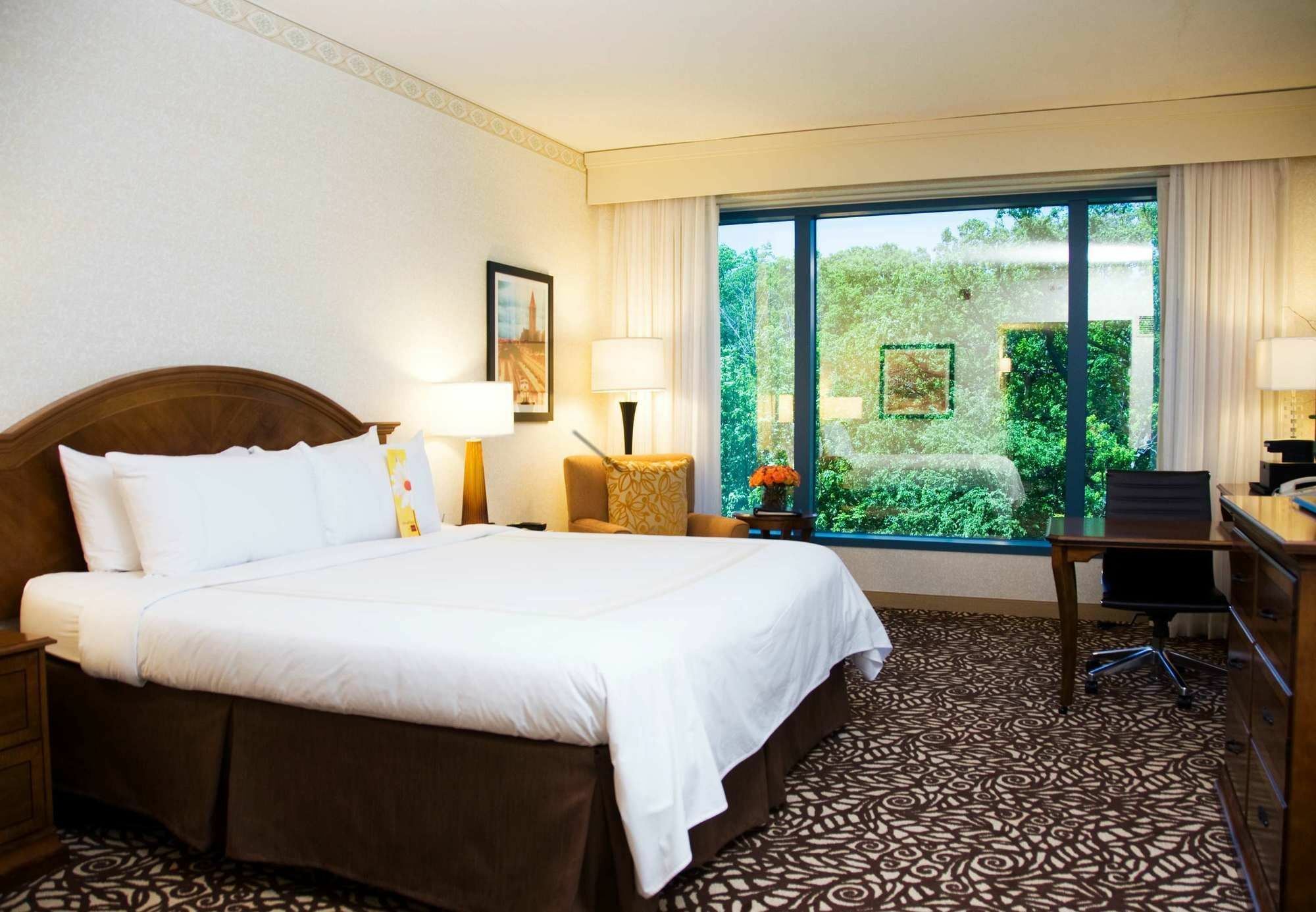 Milwaukee Marriott West Otel Waukesha Dış mekan fotoğraf